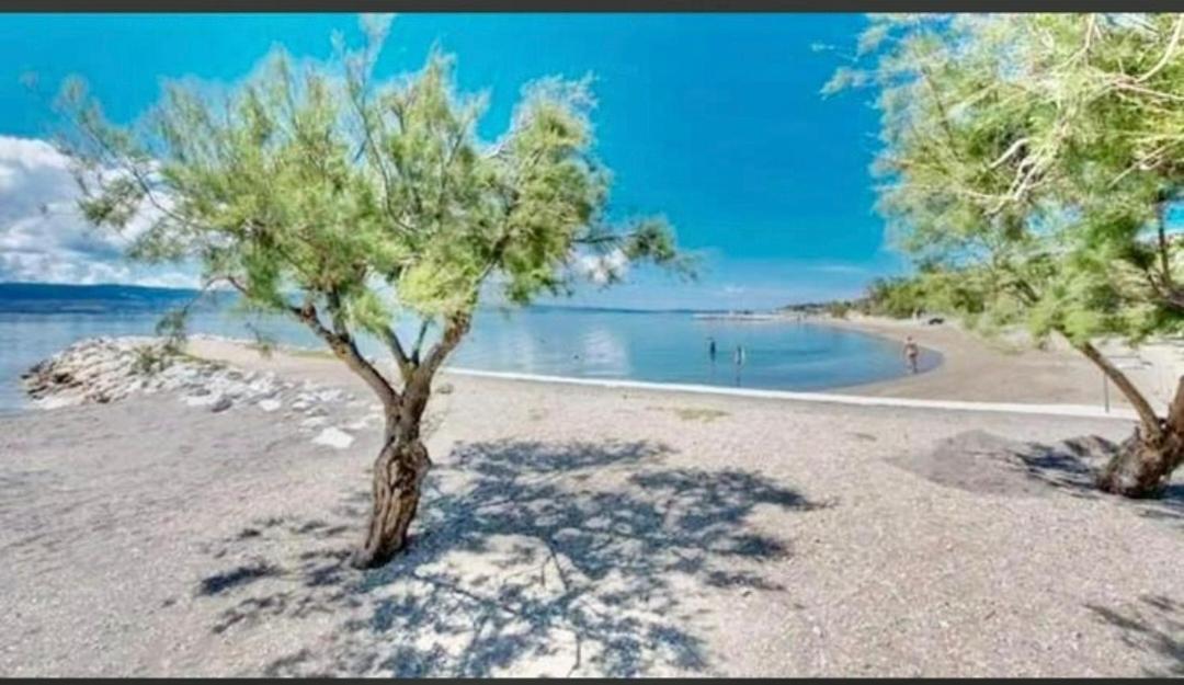 Apartmani Branko Vojnovic Omiš Exterior foto