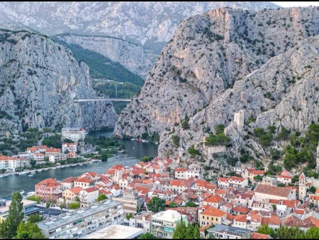 Apartmani Branko Vojnovic Omiš Quarto foto